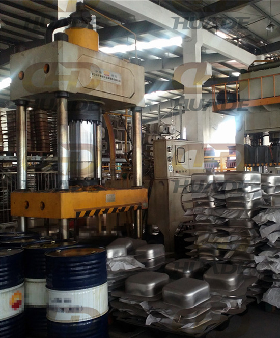 HDY不鏽(xiu)鋼(gang)水(shui)槽拉伸(shen)機(ji)